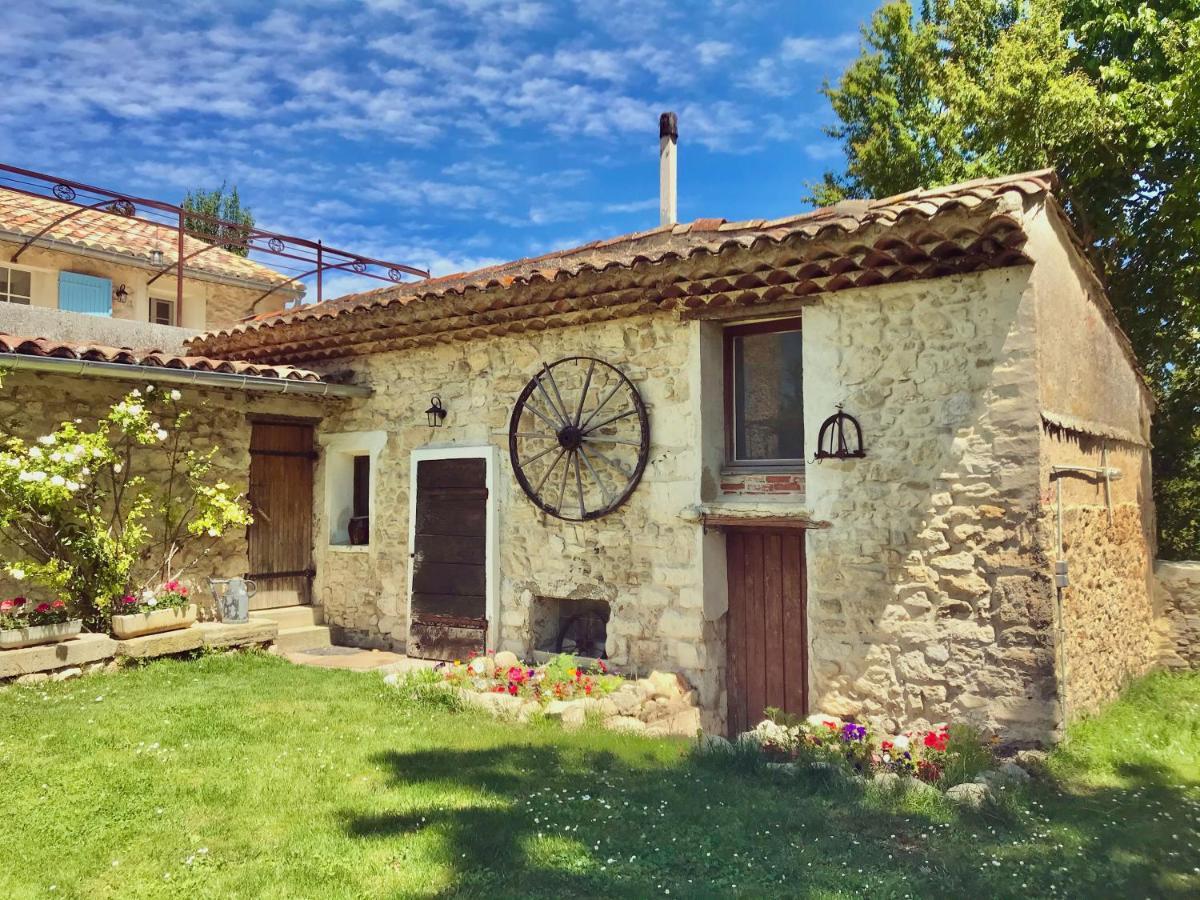 Domaine De La Brave Bed & Breakfast Pernes-les-Fontaines Exterior foto